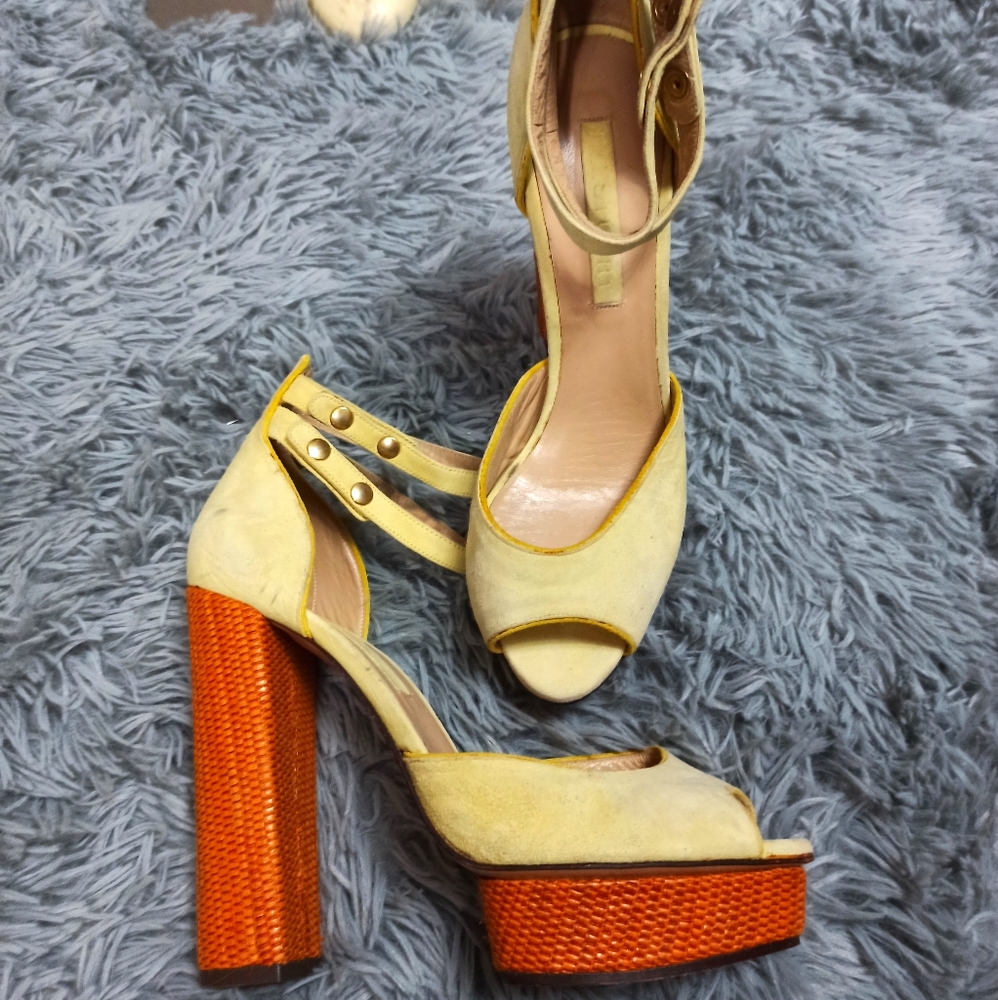 JILL STUART Suede Platforms Shoes